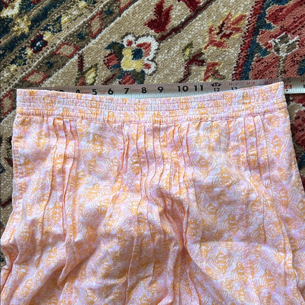 Floral Print Women's Skirt in Pink and Orange
Vintage Lily Pulitzer - Picture 5 of 7